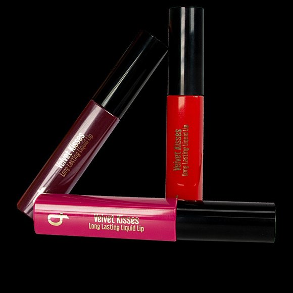 NEW!!!  Tori Belle Velvet Kisses Bundle - Picture 1 of 8